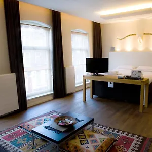 A Small Rotterdam