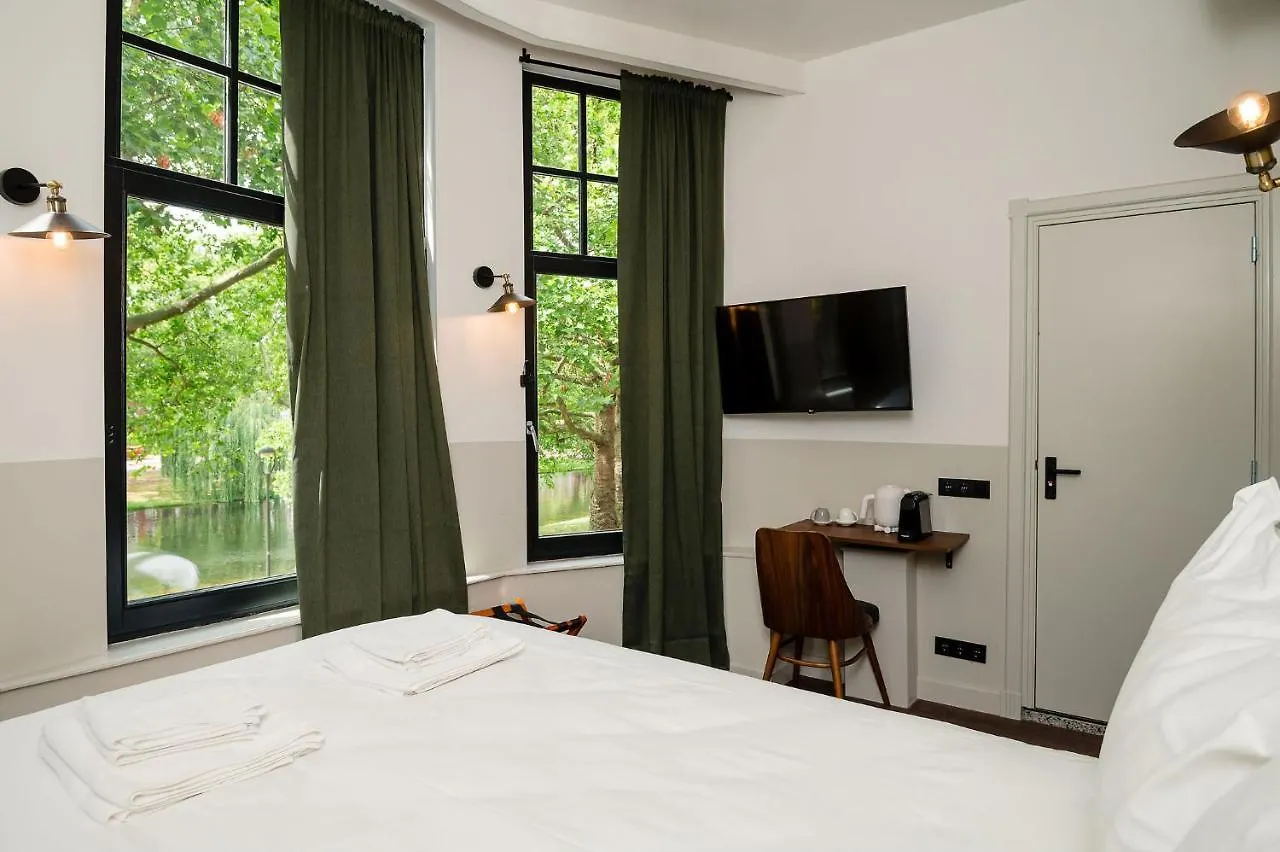 Mr.Lewis Rotterdam Hotel