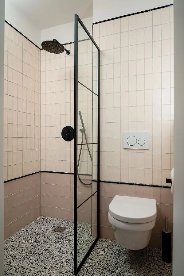 Hotel Mr.Lewis Rotterdam