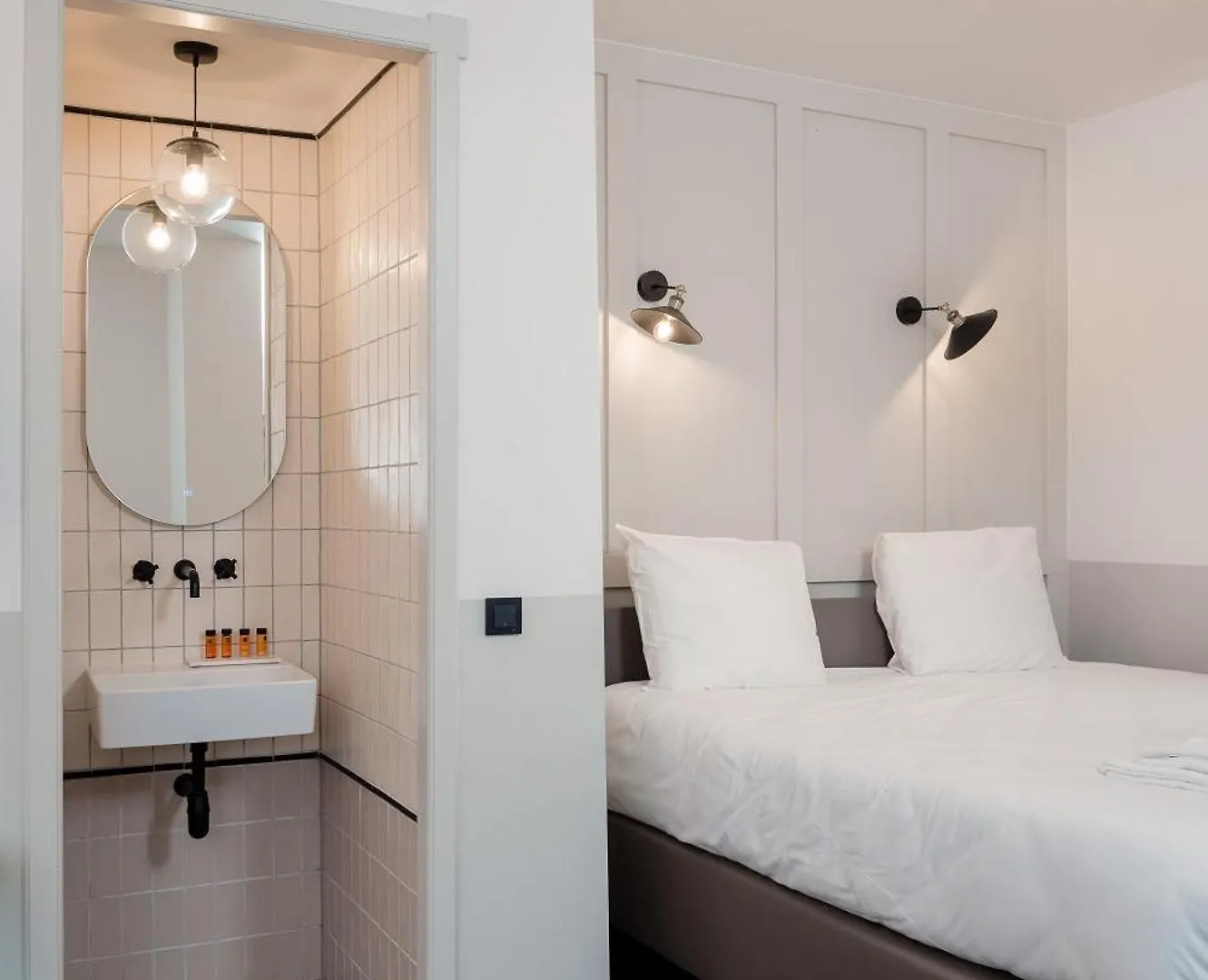 Hotel Mr.Lewis Rotterdam 3*,  Paesi Bassi
