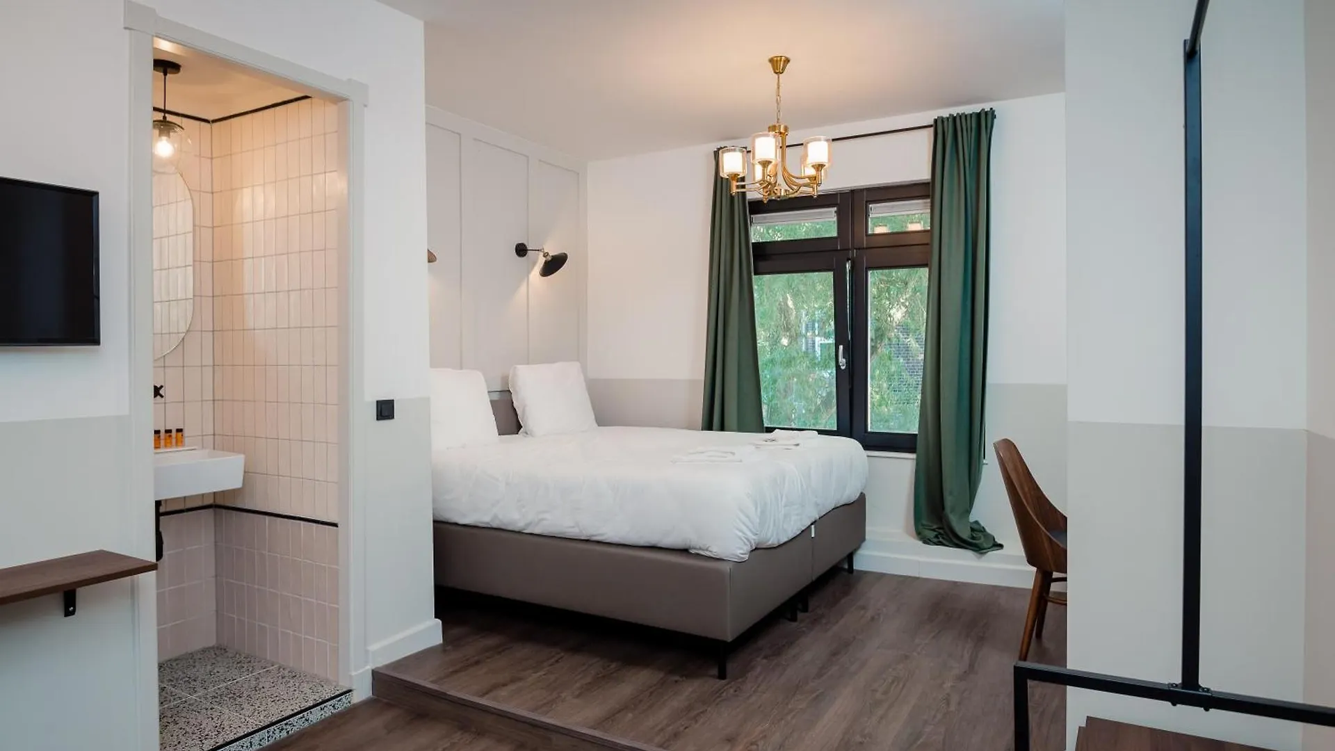 Hotel Mr.Lewis Rotterdam